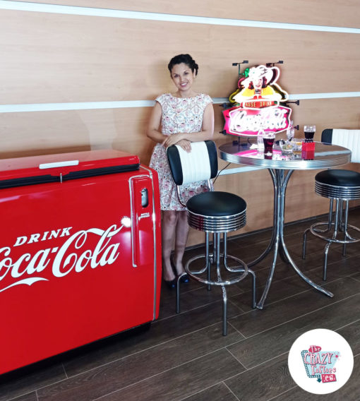 Retro Coca-cola fridge