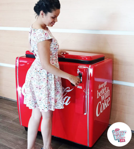 Retro Coca-cola fridge