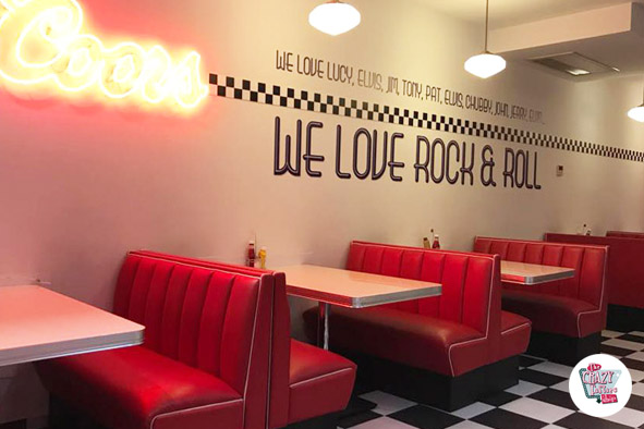 Alquiler Mesa Retro Diner Americano TO22W Alquiler Mesa Retro Diner Americano TO22W