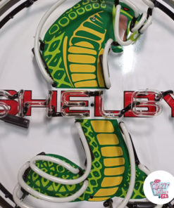 Detalhe do pôster vermelho Neon Shelby Cobra