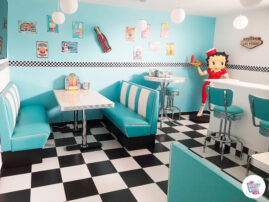 Natalia's American Diner, table Caceres