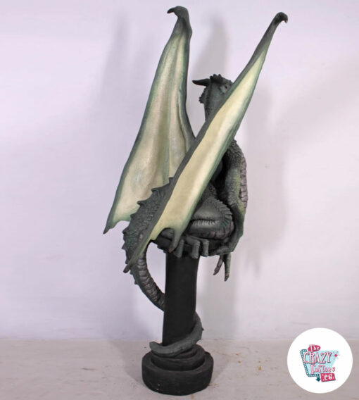 Dragón Medieval sobre Pedestal