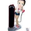 Figura Decoracion Betty Boop Estación Gasolina con Pizarra