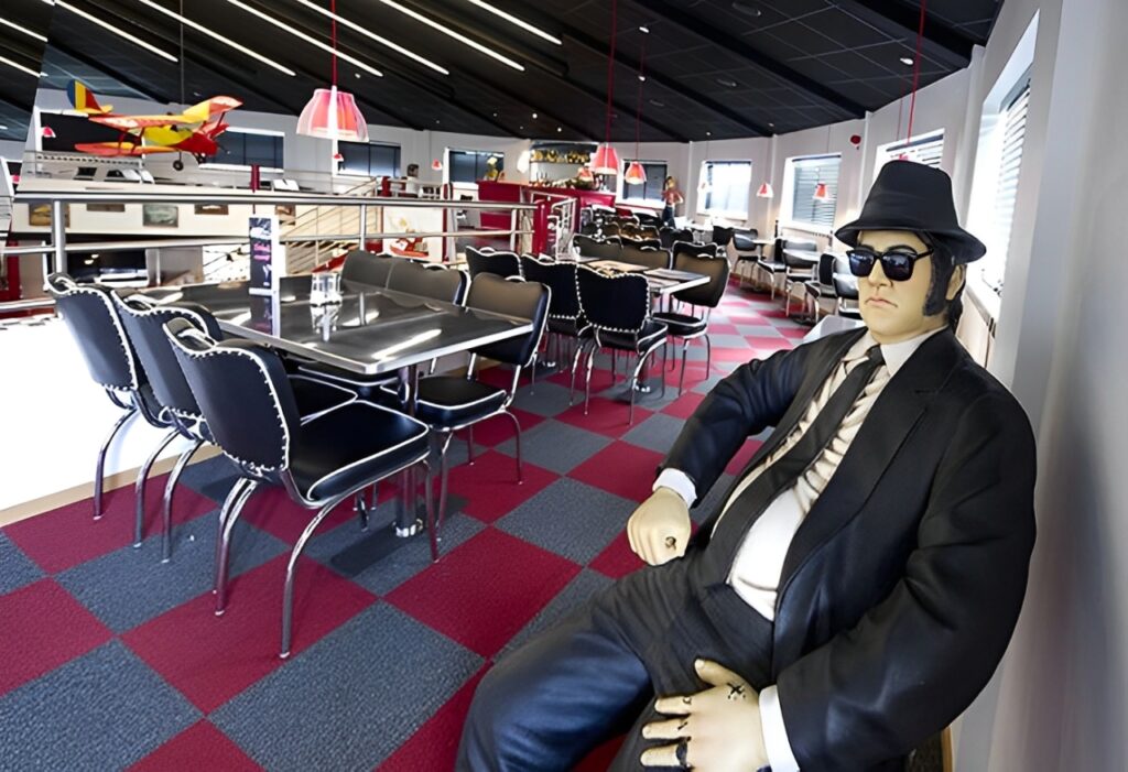 Decoración Estilo Hollywood Blues Brothers