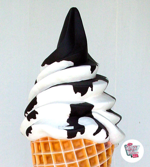 Ice Cream Sundae Cone Decoration Figure cream and chocolate