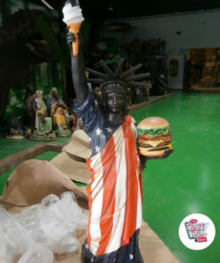 Figura Comida Estatua de la Libertad Burger y Helado