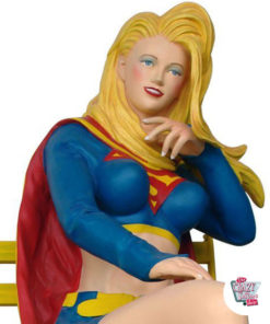 Figure Superhero Supergirl décoration sur banc